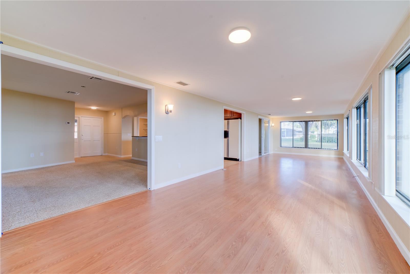 WESTERN SHORES - Residential