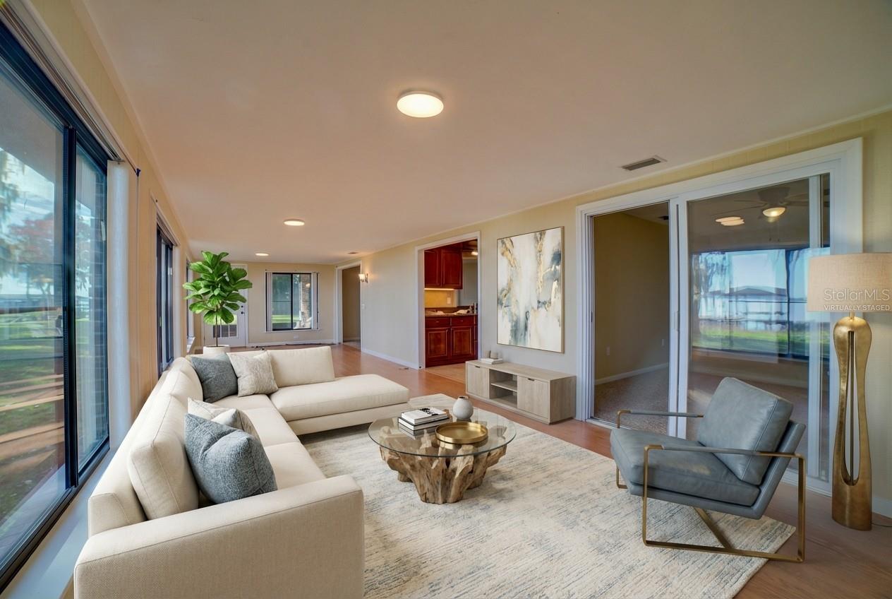 WESTERN SHORES - Residential