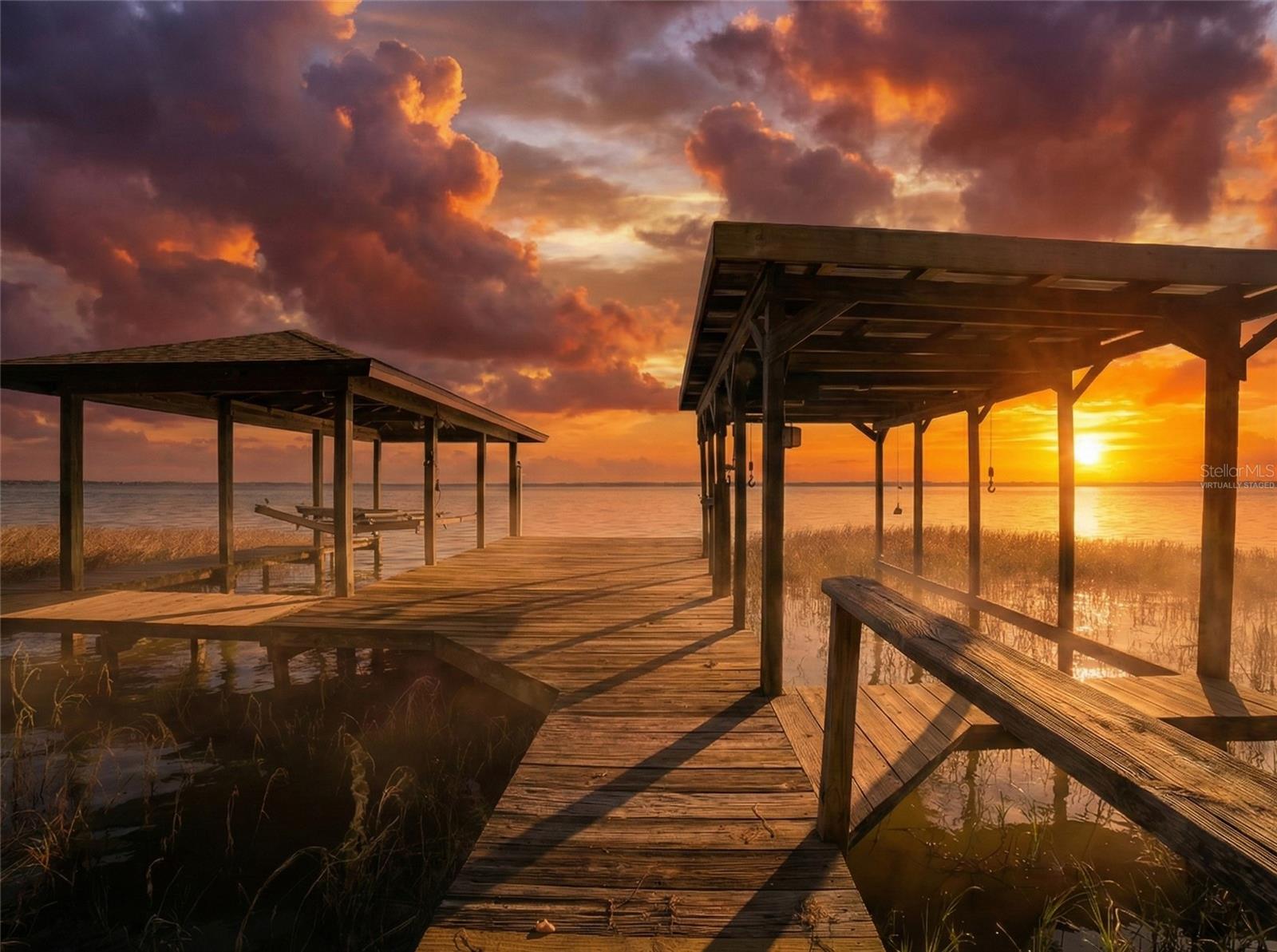 WESTERN SHORES - Residential