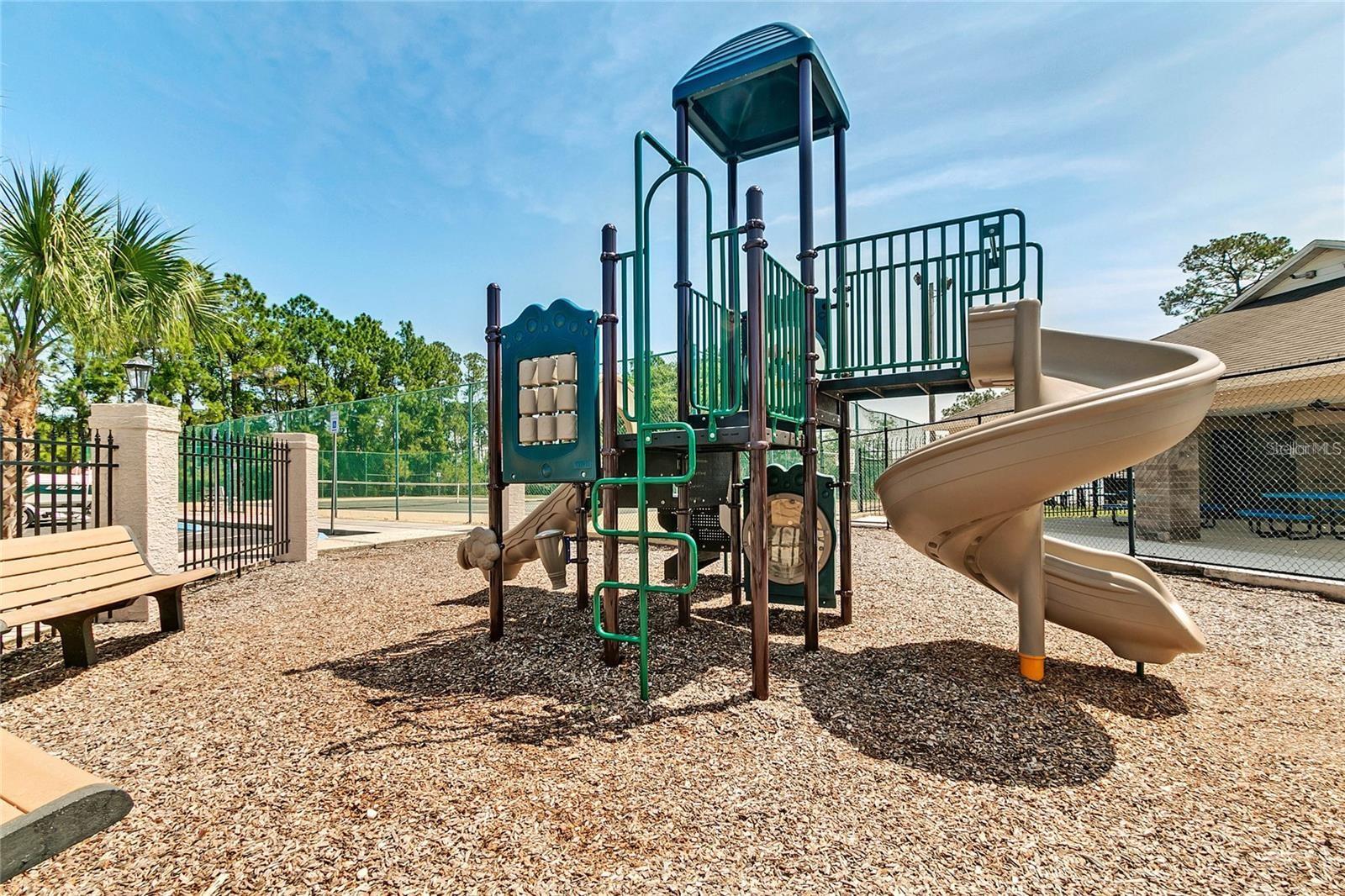 DAVENPORT LAKES PH 3 - Residential Lease