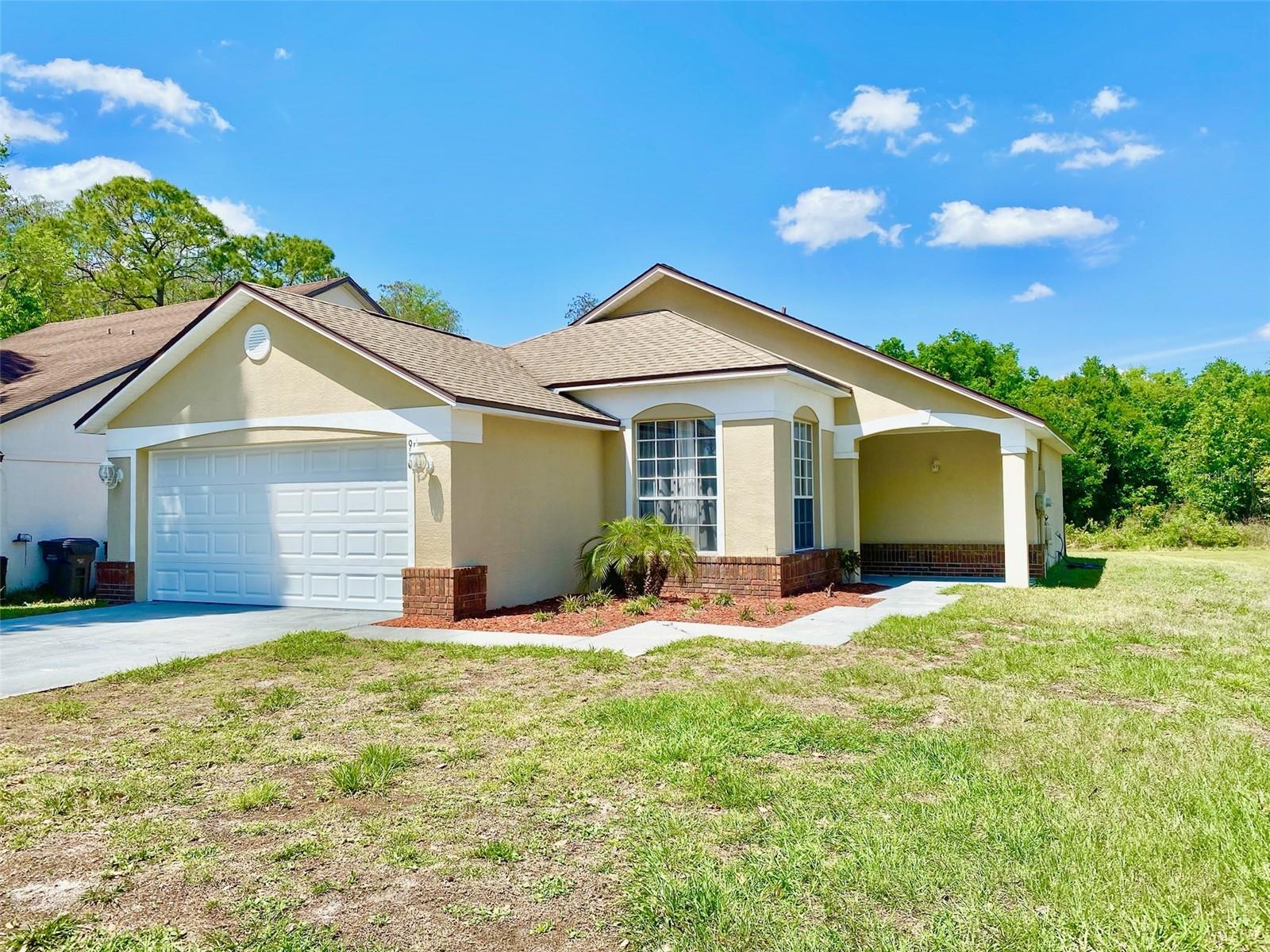 DAVENPORT LAKES PH 3 - Residential Lease