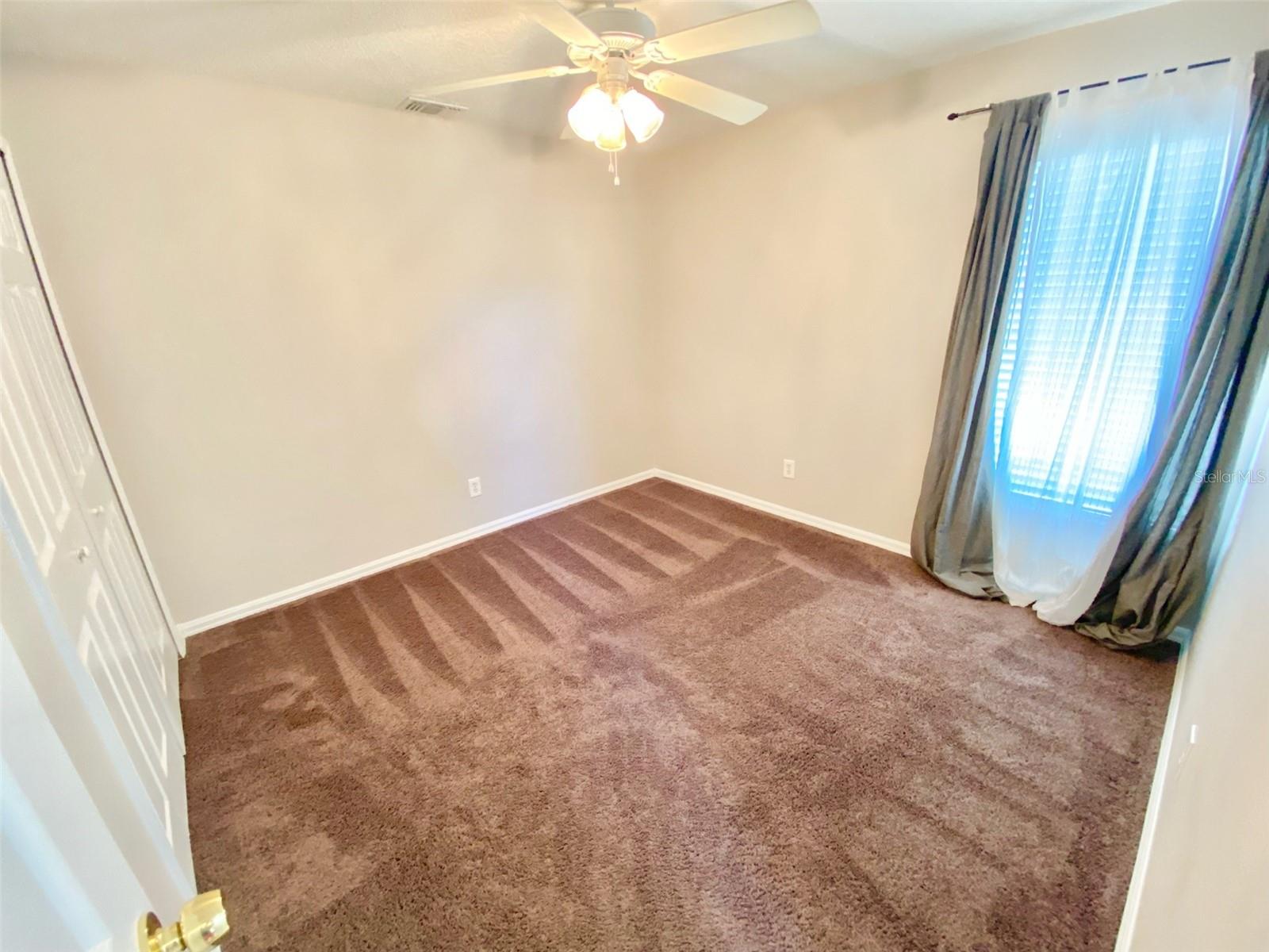 DAVENPORT LAKES PH 3 - Residential Lease