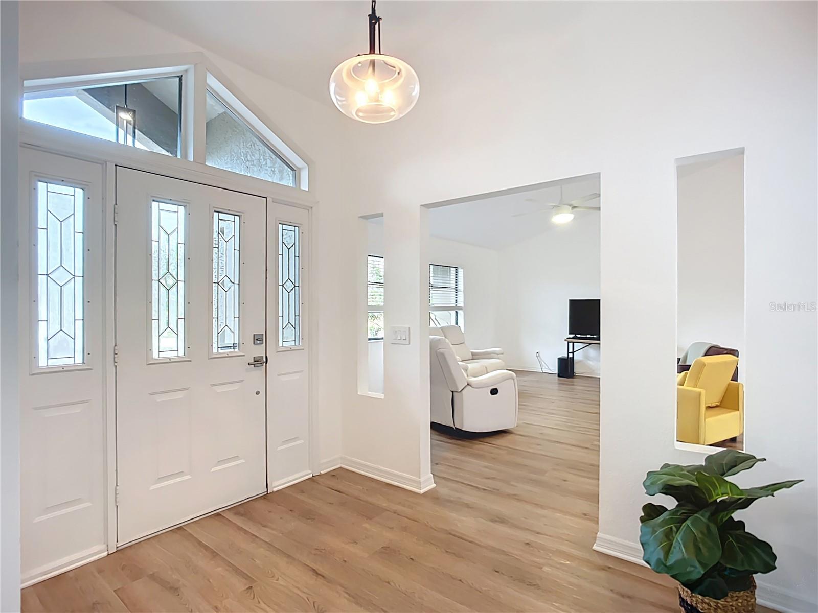 27466 TIERRA DEL FUEGO CIRCLE