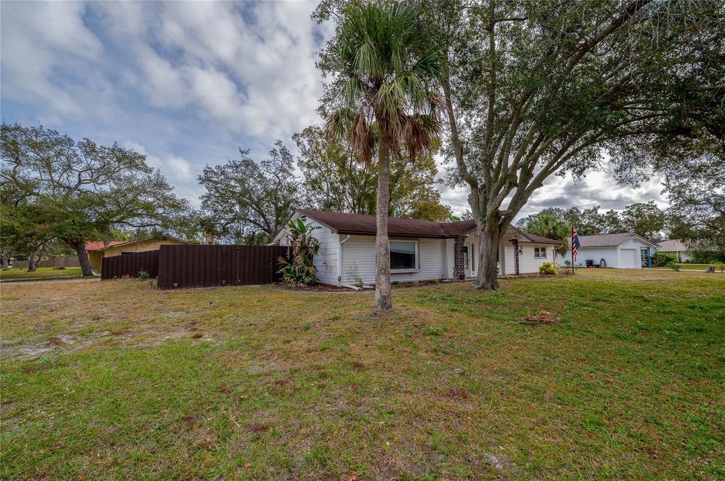 Photo of 5500 Lancewood Circle N, Port Orange, FL 32127 (MLS # V4946335)