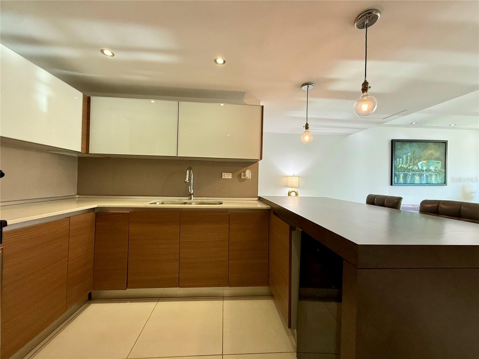 48 MUÑOZ RIVERA AVENUE 1205