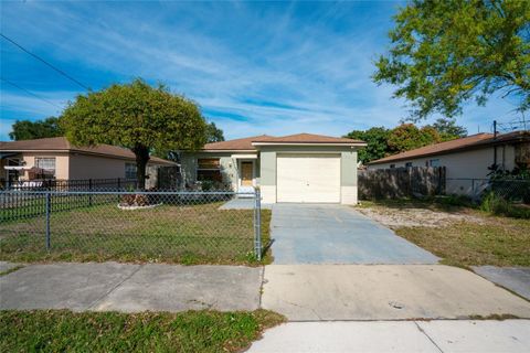 Photo of 2102 E Frierson Avenue, Tampa, FL 33610 (MLS # TB8465038)