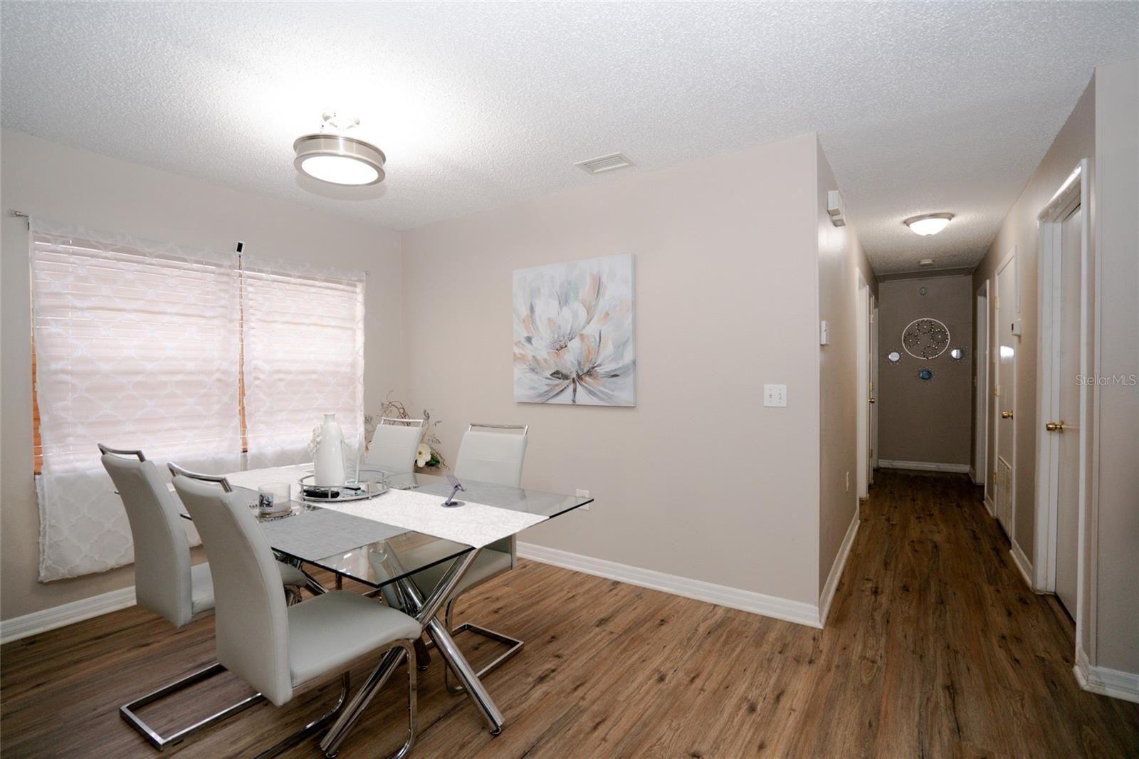 2102 E FRIERSON AVENUE