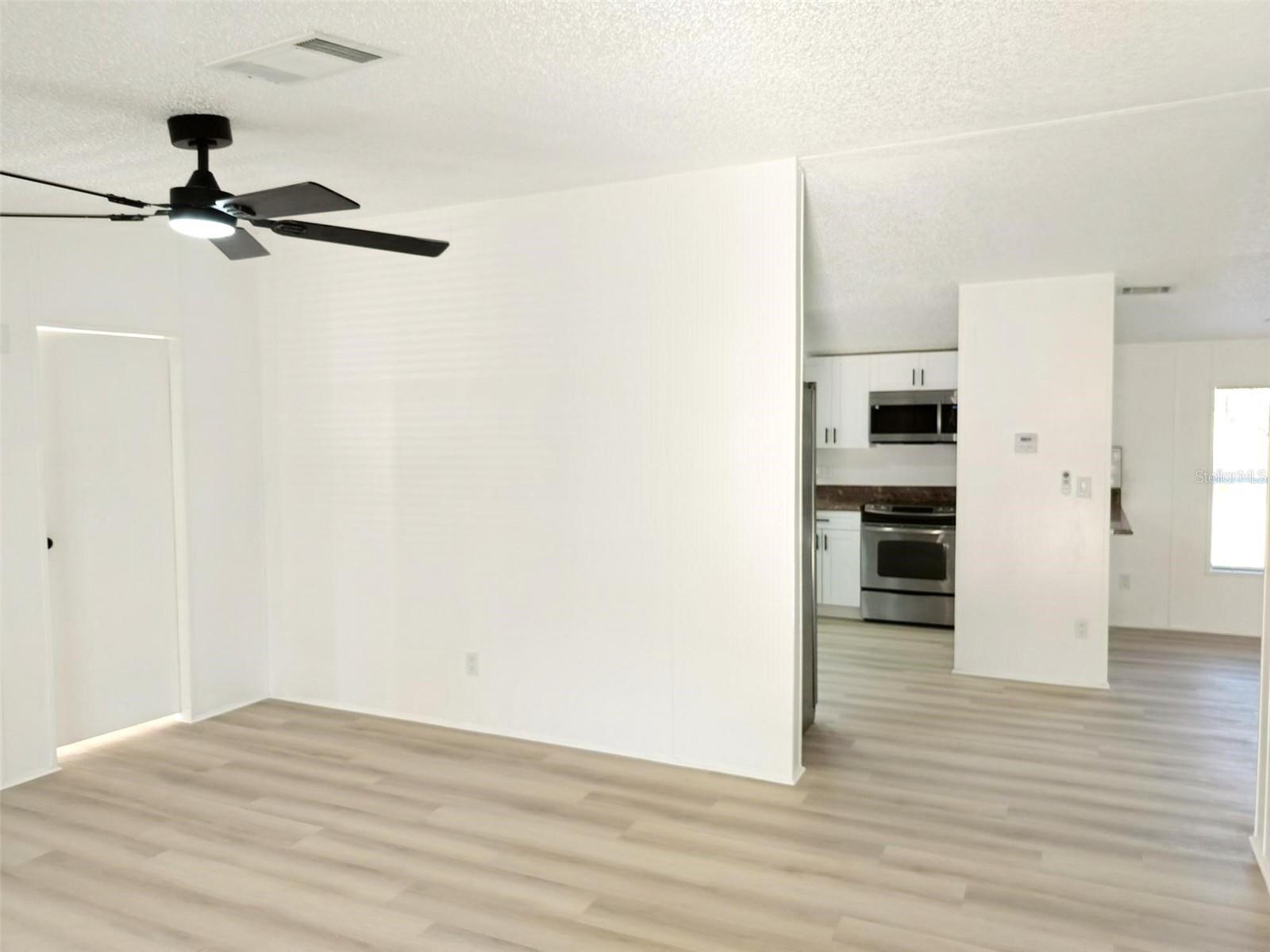 WILLIAMS NEW RIVER ACRES - Residential