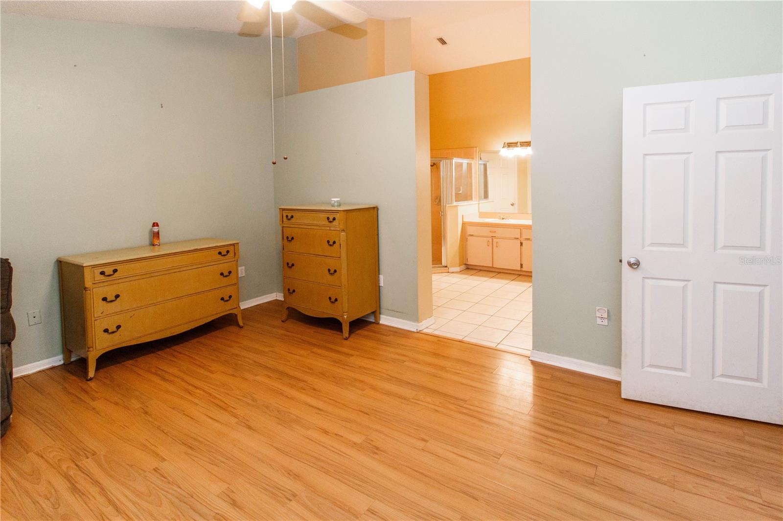 RAINBOW OAKS - Residential