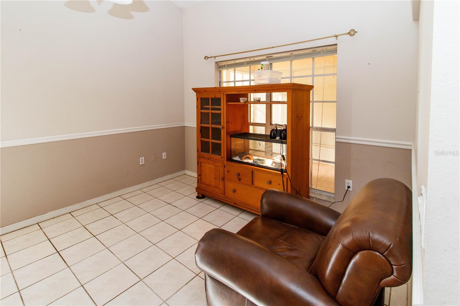 RAINBOW OAKS - Residential