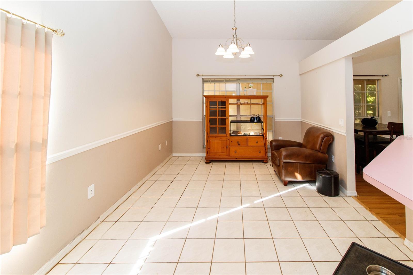 RAINBOW OAKS - Residential