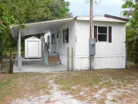 Photo of 1110 NE Forrest Avenue, Arcadia, FL 34266 (MLS # C7527728)