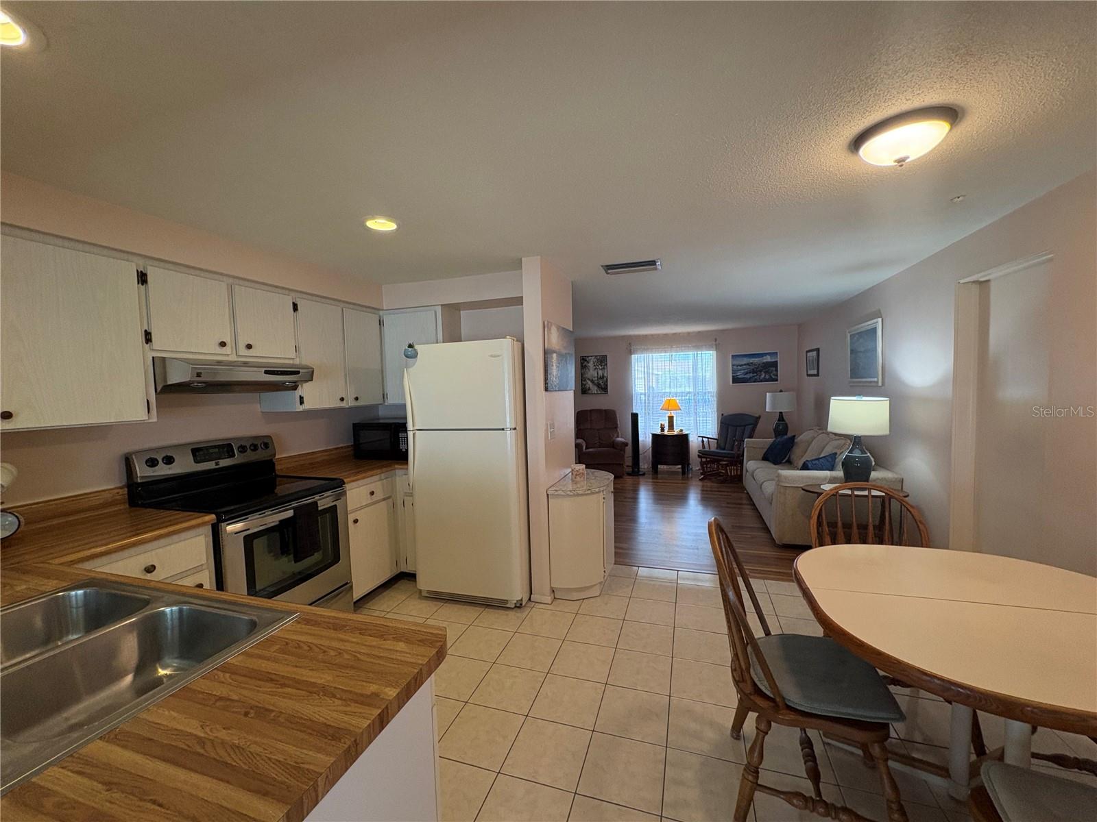 4651 HUNTER RIDGE DRIVE