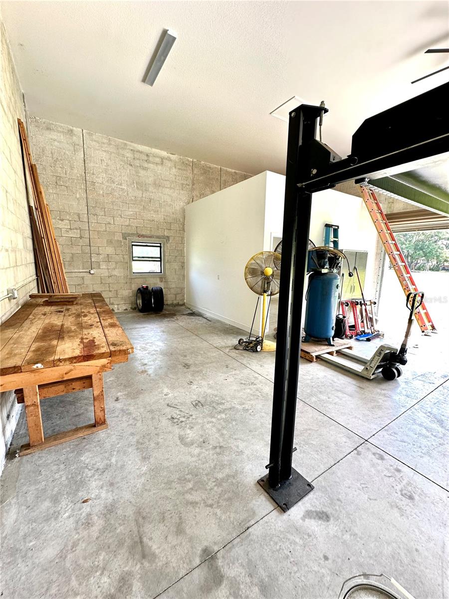 UNPLATTED - Residential