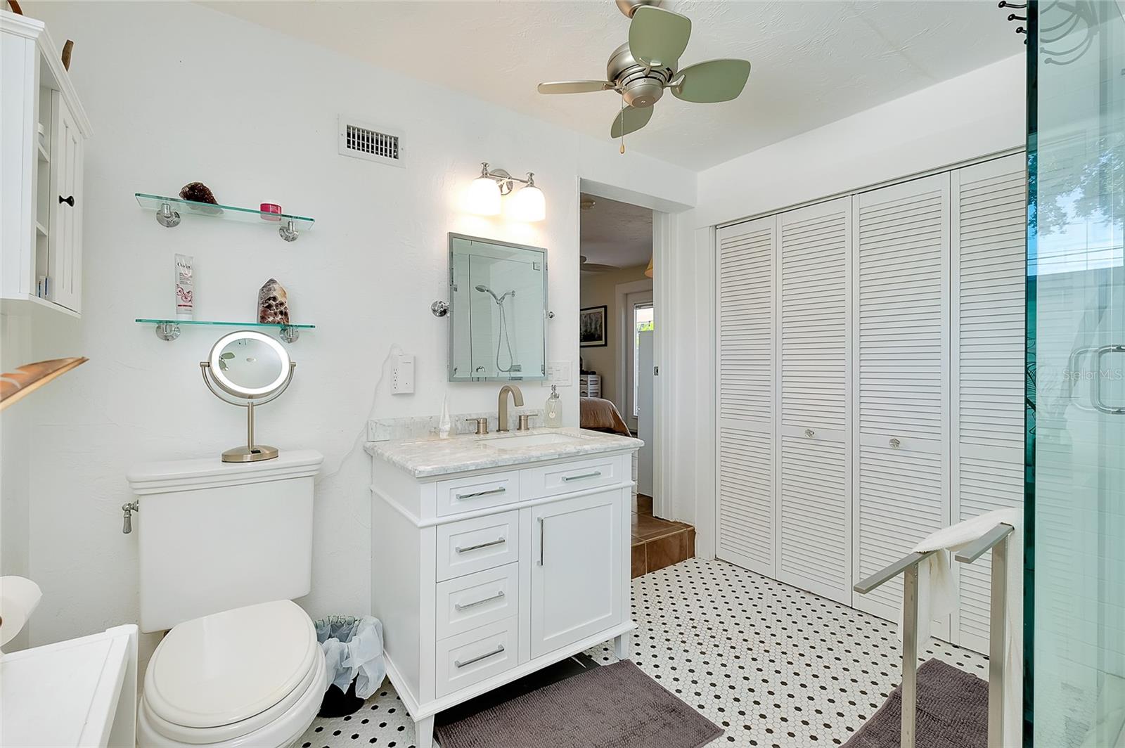 BAY POINT CORR OF - Residential