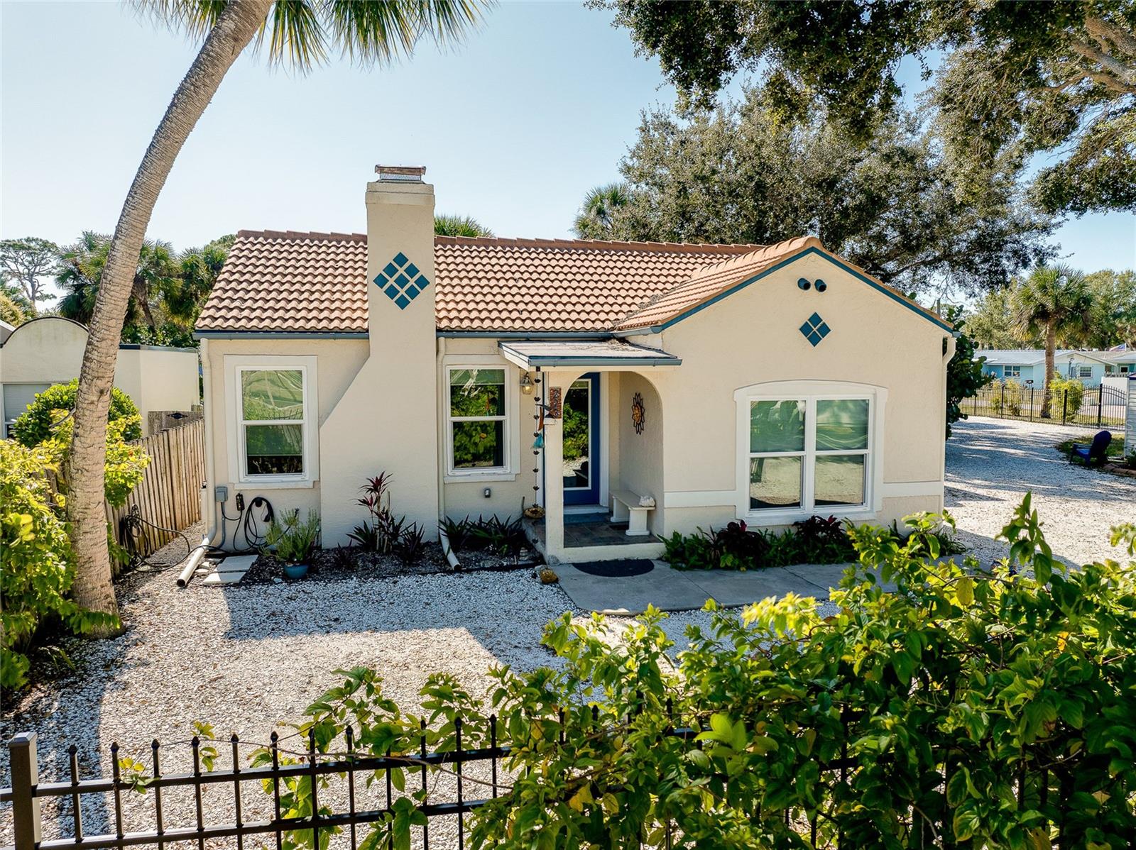 BAY POINT CORR OF - Residential