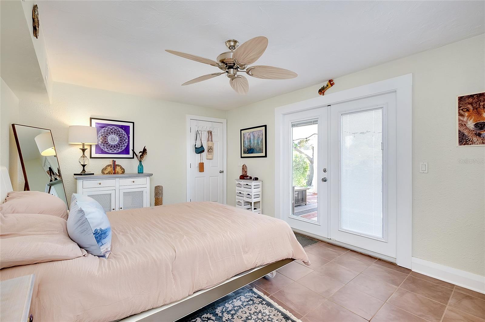 BAY POINT CORR OF - Residential