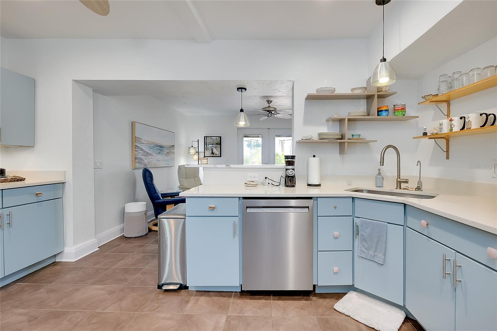 BAY POINT CORR OF - Residential