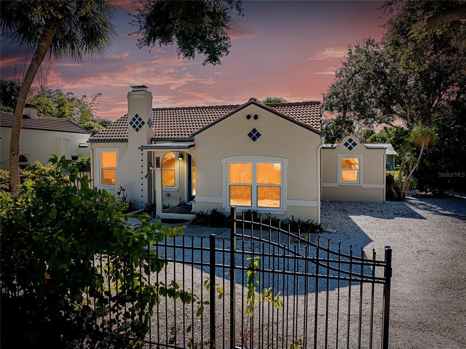 BAY POINT CORR OF - Residential