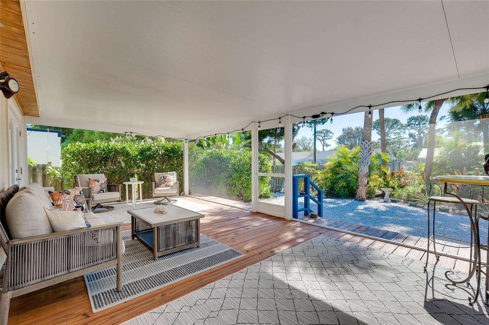 BAY POINT CORR OF - Residential