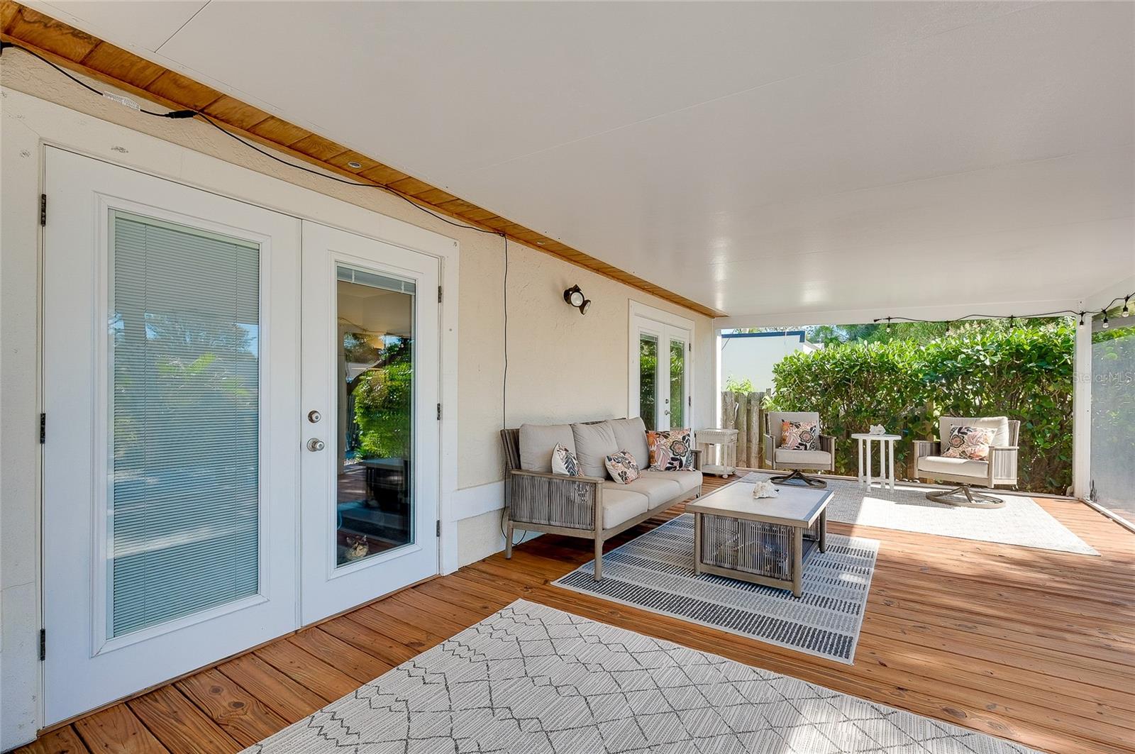 BAY POINT CORR OF - Residential