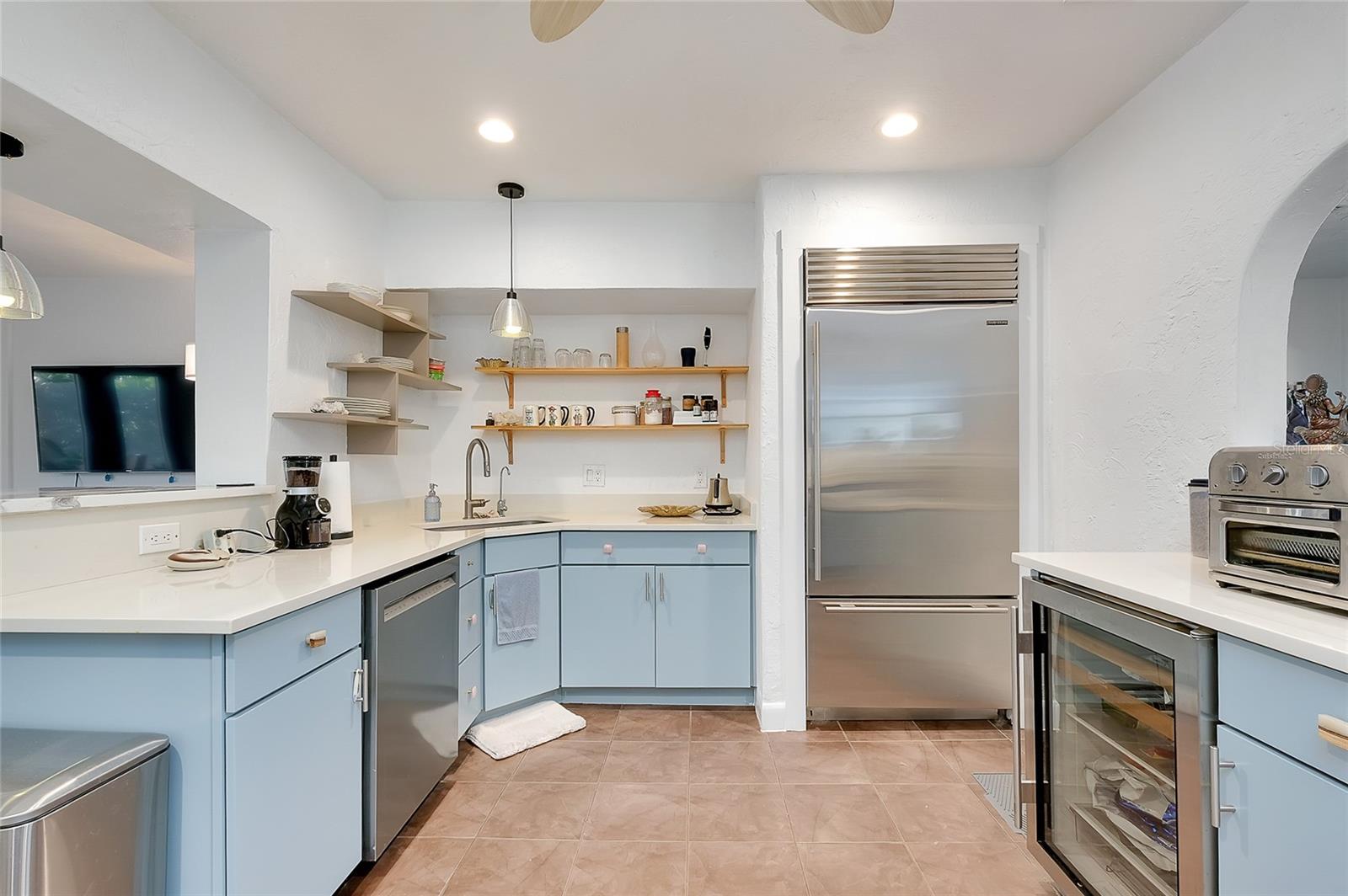 BAY POINT CORR OF - Residential