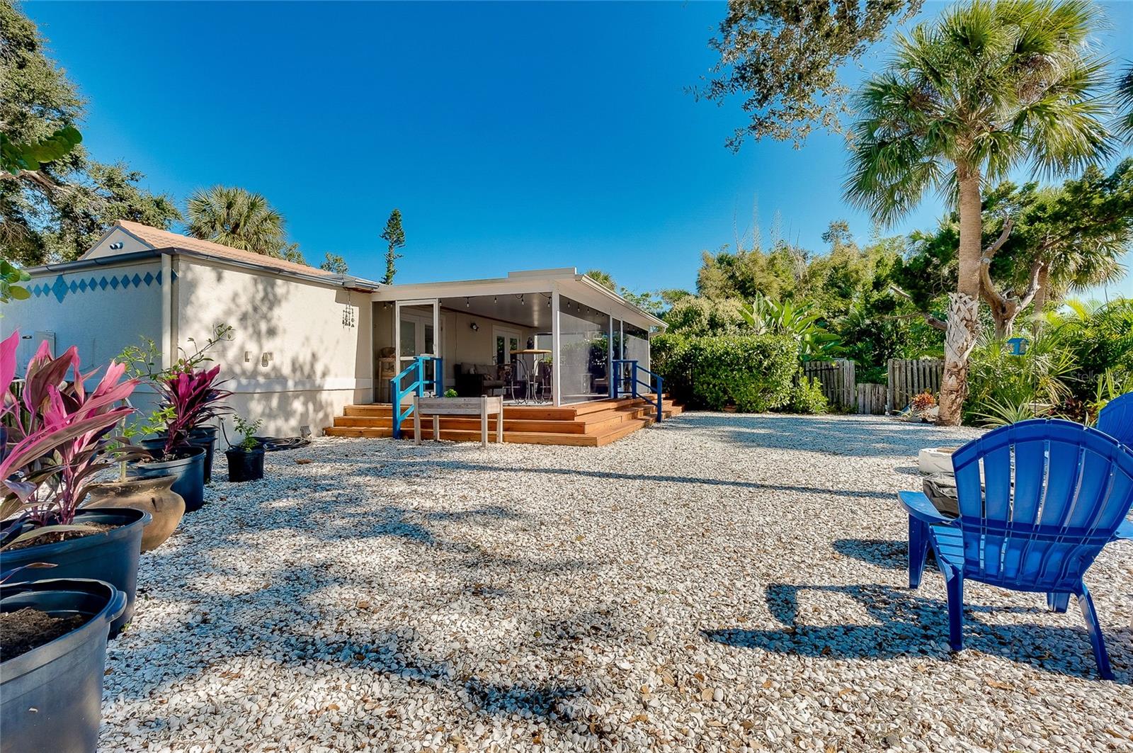 BAY POINT CORR OF - Residential