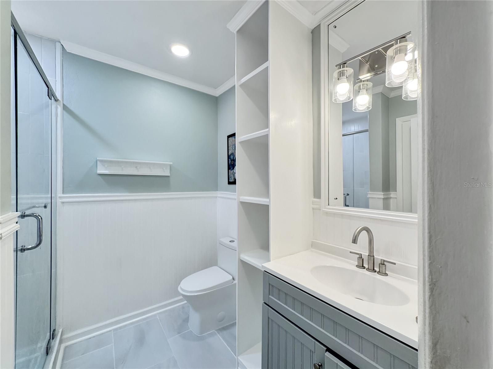 ON TOP OF THE WORLD - Residential