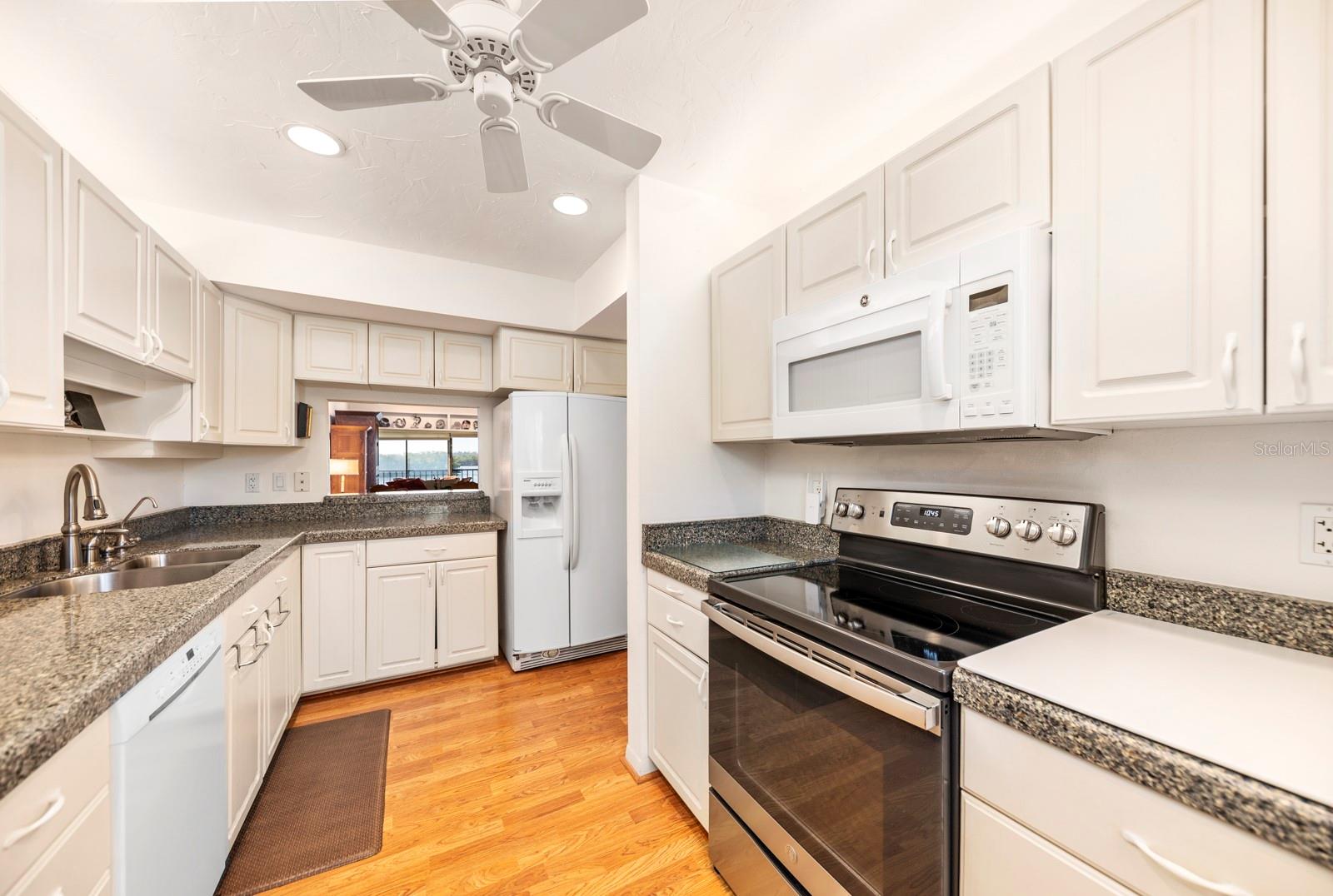 PELICAN COVE VI - Residential