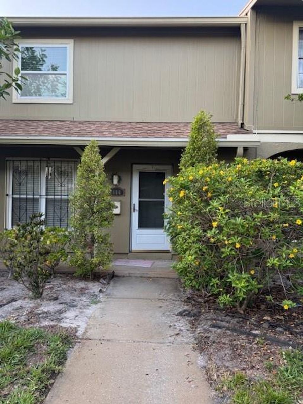 Photo of 7605 W Deleon Court, Tampa, FL 33615 (MLS # TB8386572)