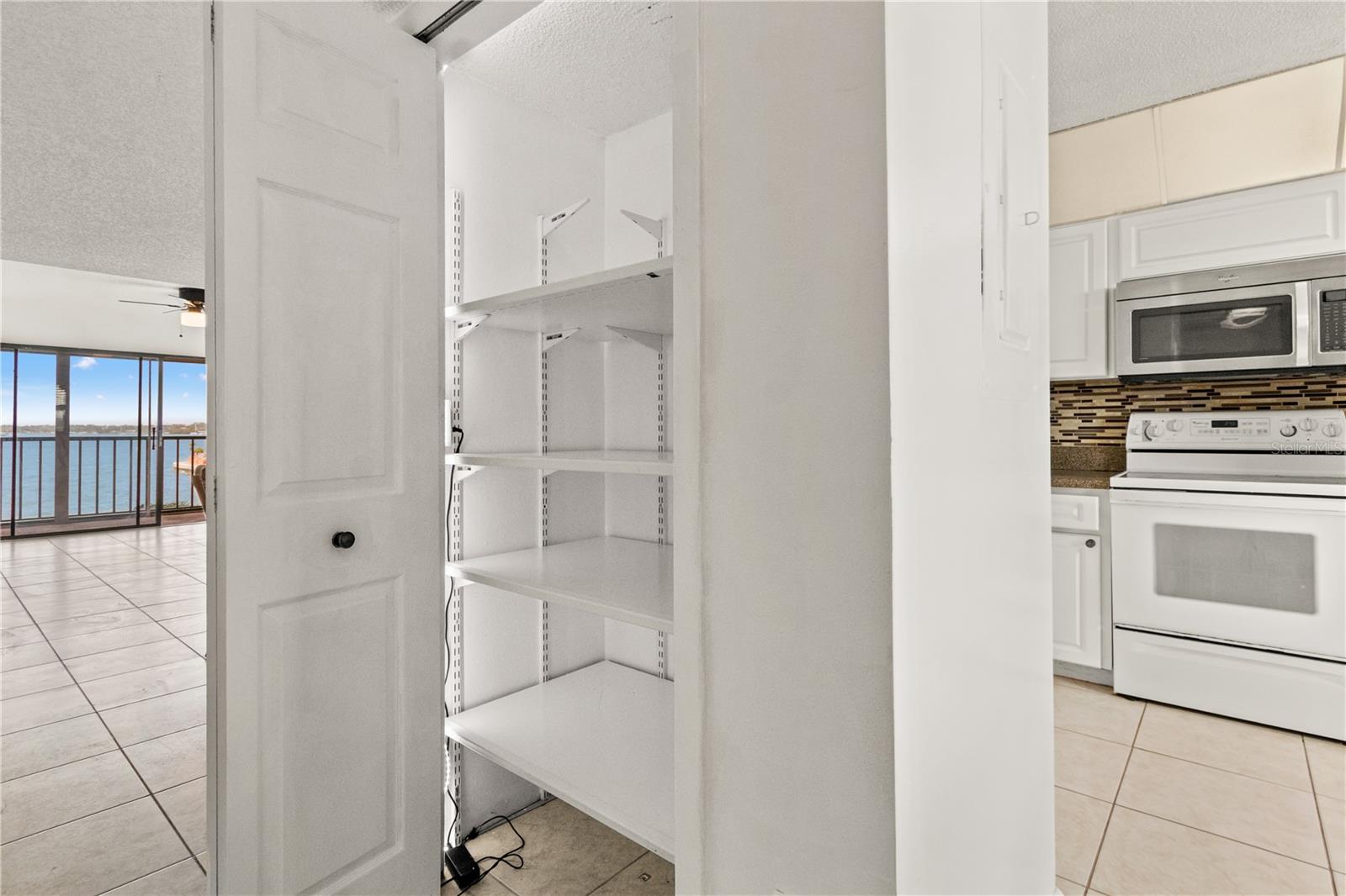 BAY ISLAND GROUP 10 - Residential