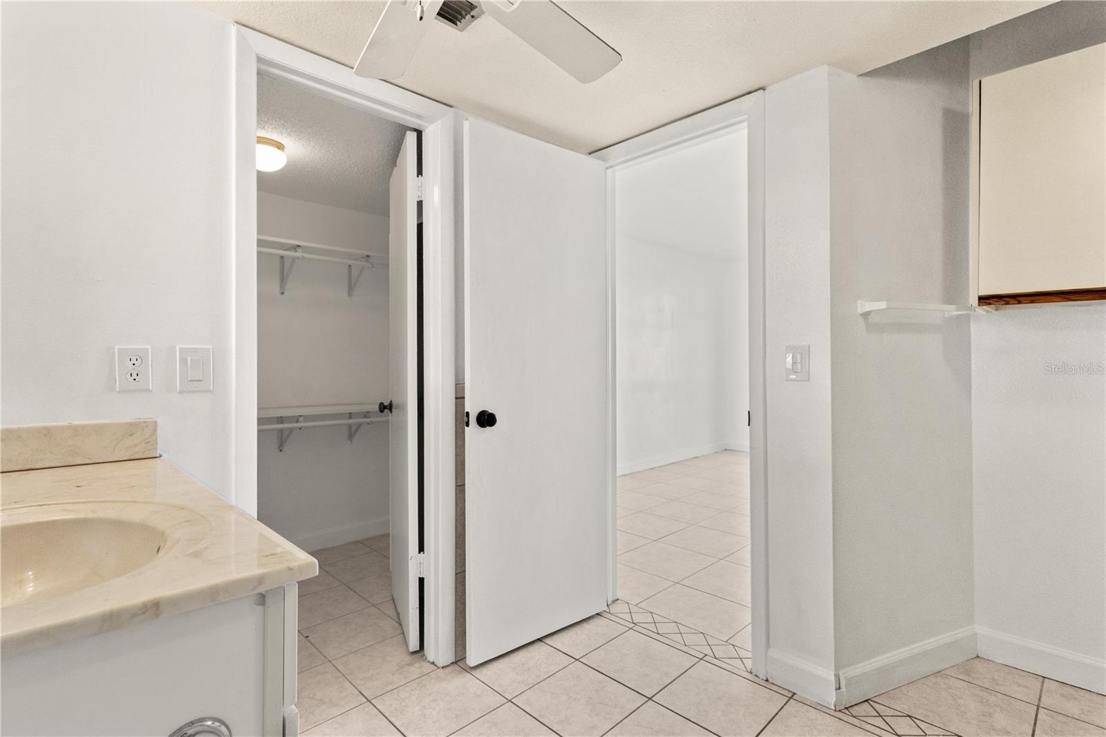 BAY ISLAND GROUP 10 - Residential