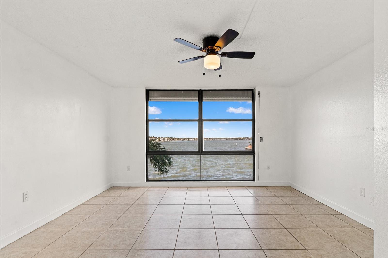 BAY ISLAND GROUP 10 - Residential