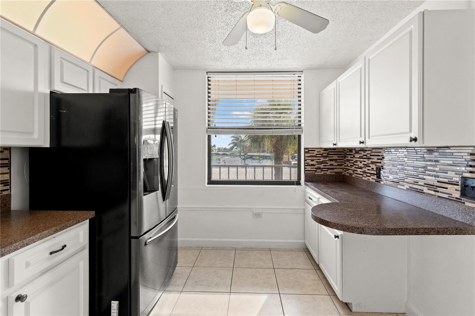 BAY ISLAND GROUP 10 - Residential