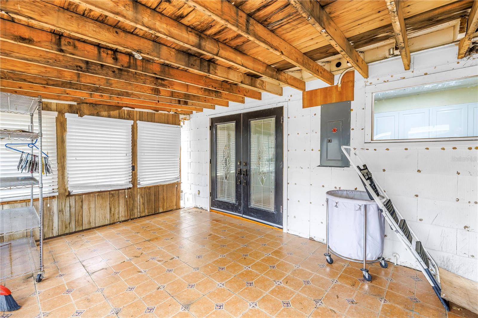 LOMA LINDA PARK - Residential