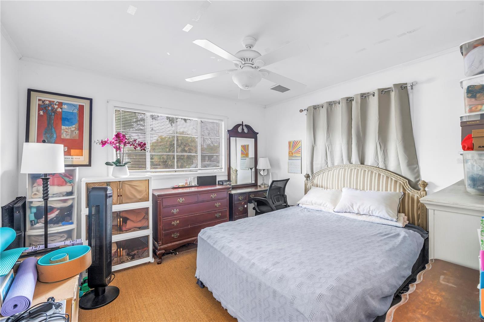 LOMA LINDA PARK - Residential