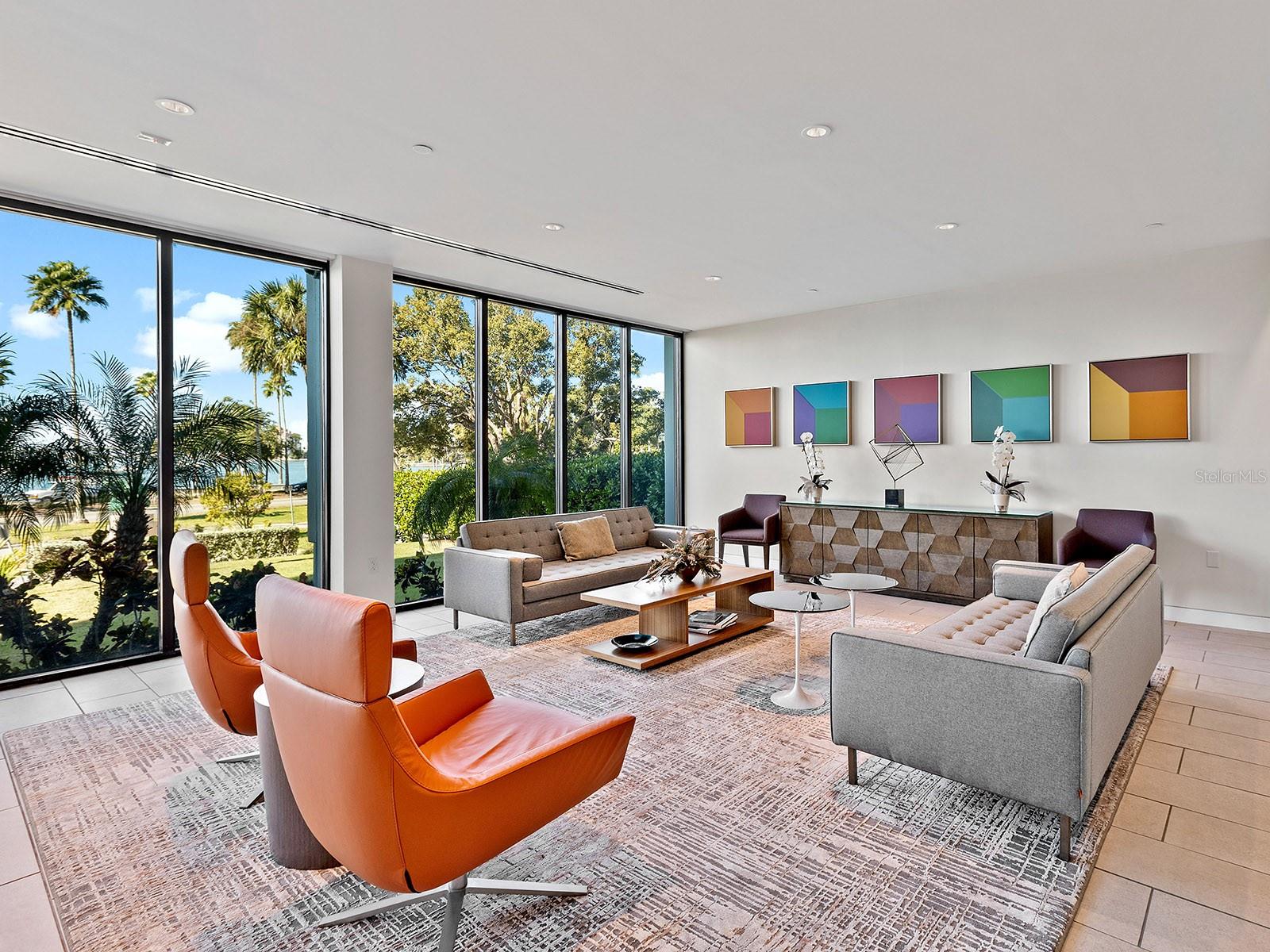 EMBASSY HOUSE - Residential