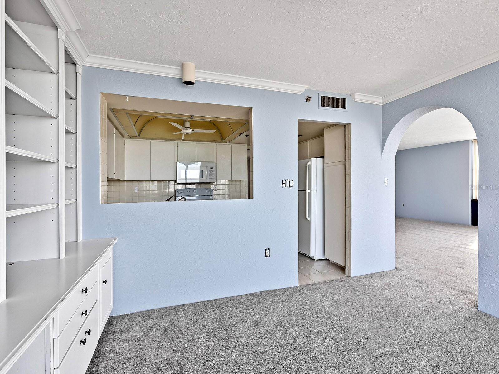 EMBASSY HOUSE - Residential