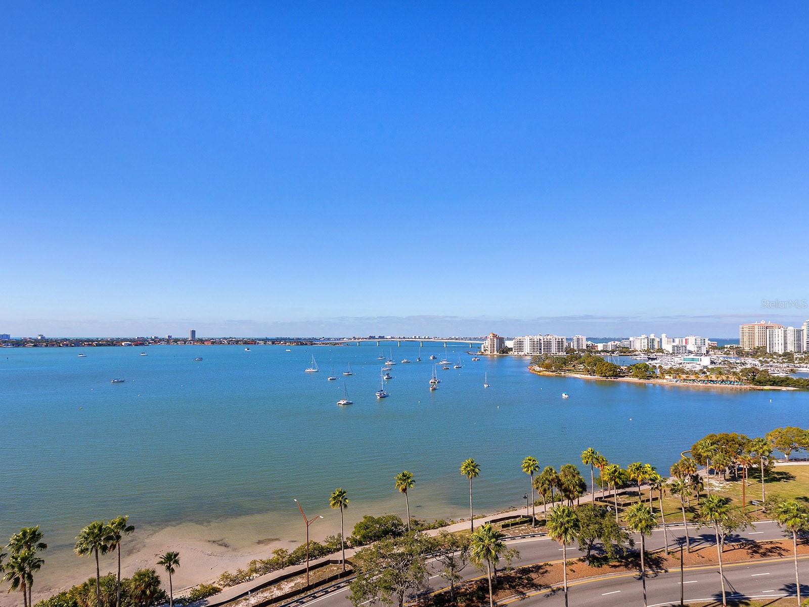 EMBASSY HOUSE - Residential