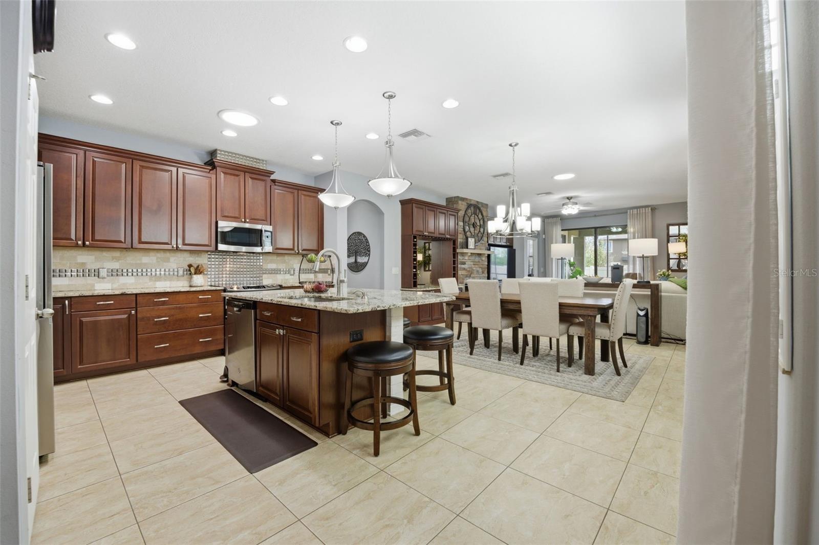 ESTUARY PH 1 & 4 - Residential