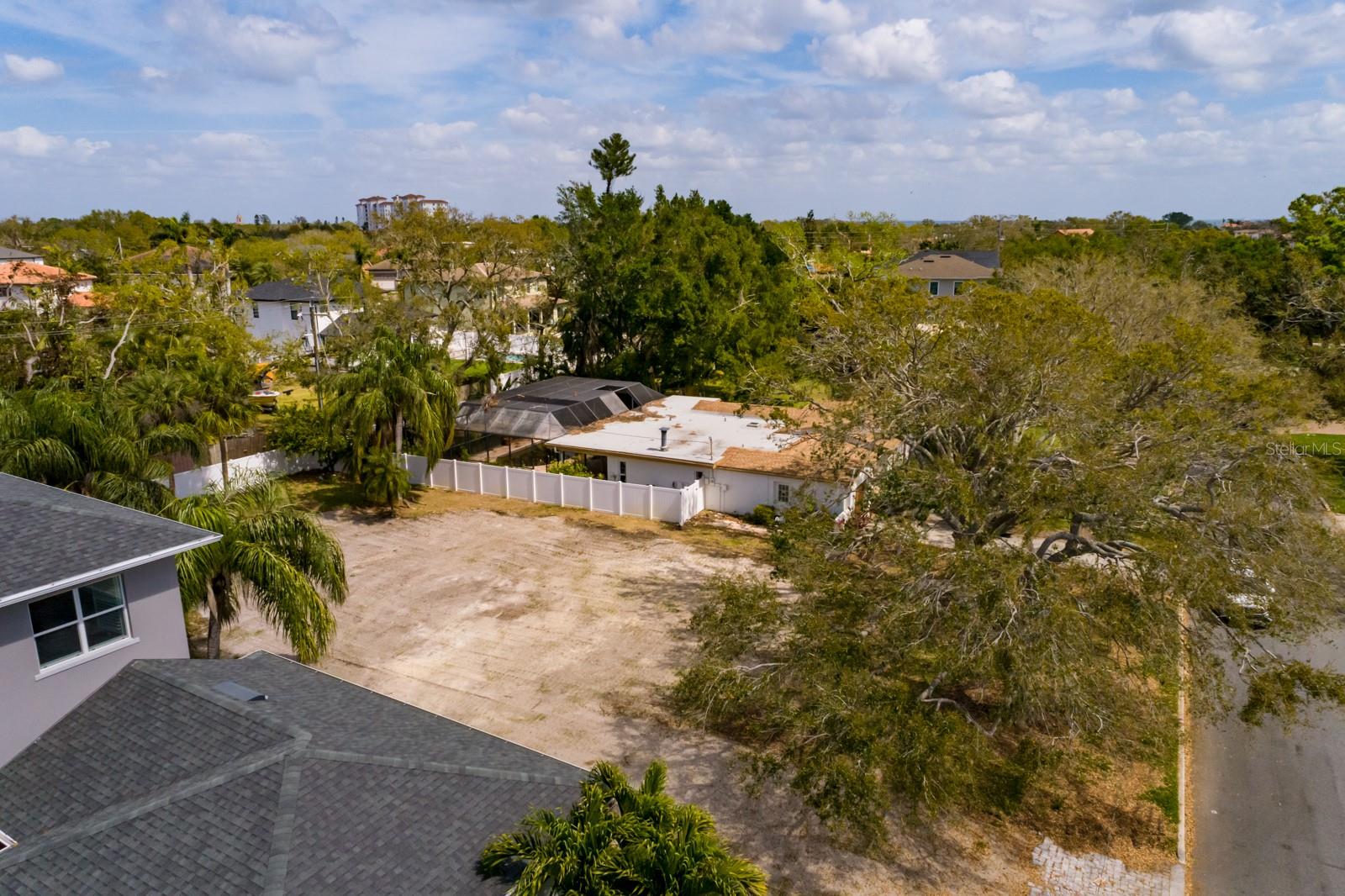 SNELL ISLE BRIGHTBAY - Land