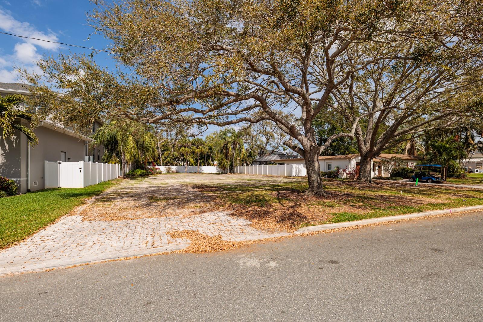 New REDUCED price, lowered by over $50,000 and now offering flexible Seller financing!
Take advantage of this incredible opportunity to build your dream home on this 10,537-square-foot lot on idyllic Rafael Blvd NE in beautiful Snell Isle, St. Petersburg. The former home was impacted by the recent hurricanes and the sellers have handled the expense of clearing the lot, creating a clear palette for you to create the ideal retreat for you and your family. The property is just a few blocks from the Vinoy Golf Club and nearby to many shops, cafes and businesses essential to everyday living. Just a short distance to all the fun of downtown St. Petersburg and a short drive to the Pinellas beaches, this is a rare and exciting opportunity. Don’t let this opportunity pass you by. Call the listing agent today!