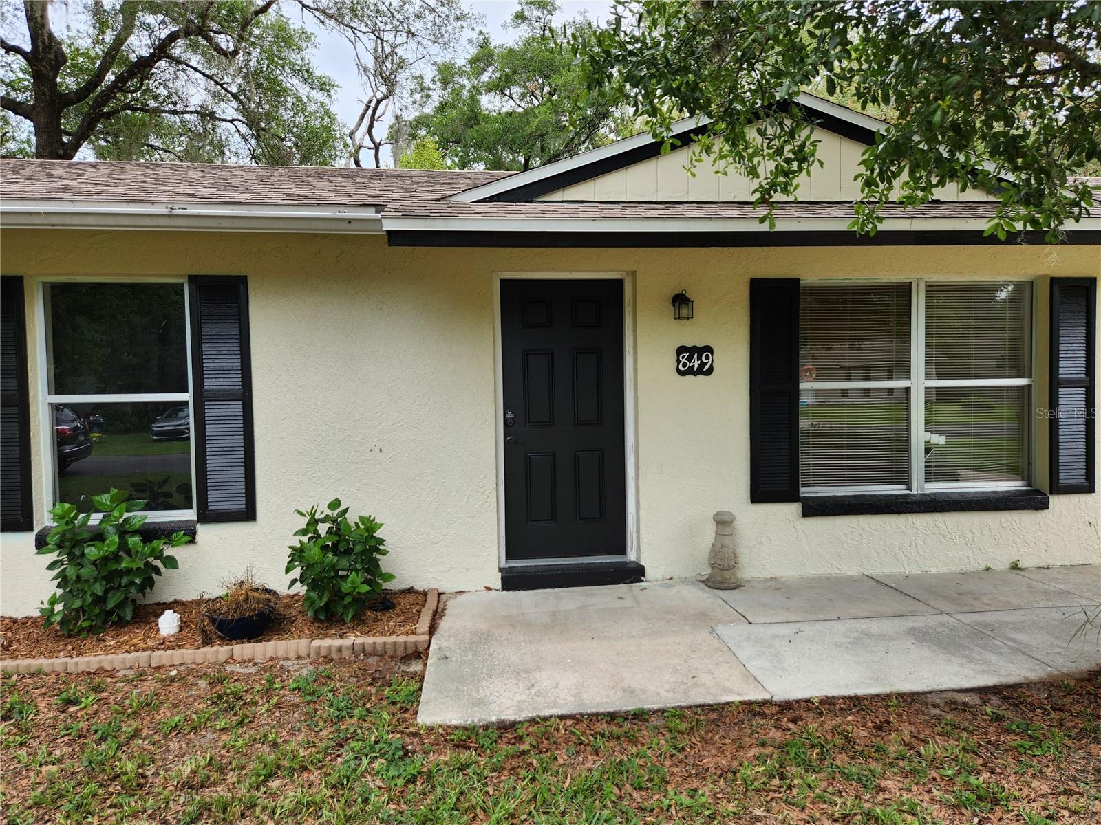 849 ORANGE OAK DR