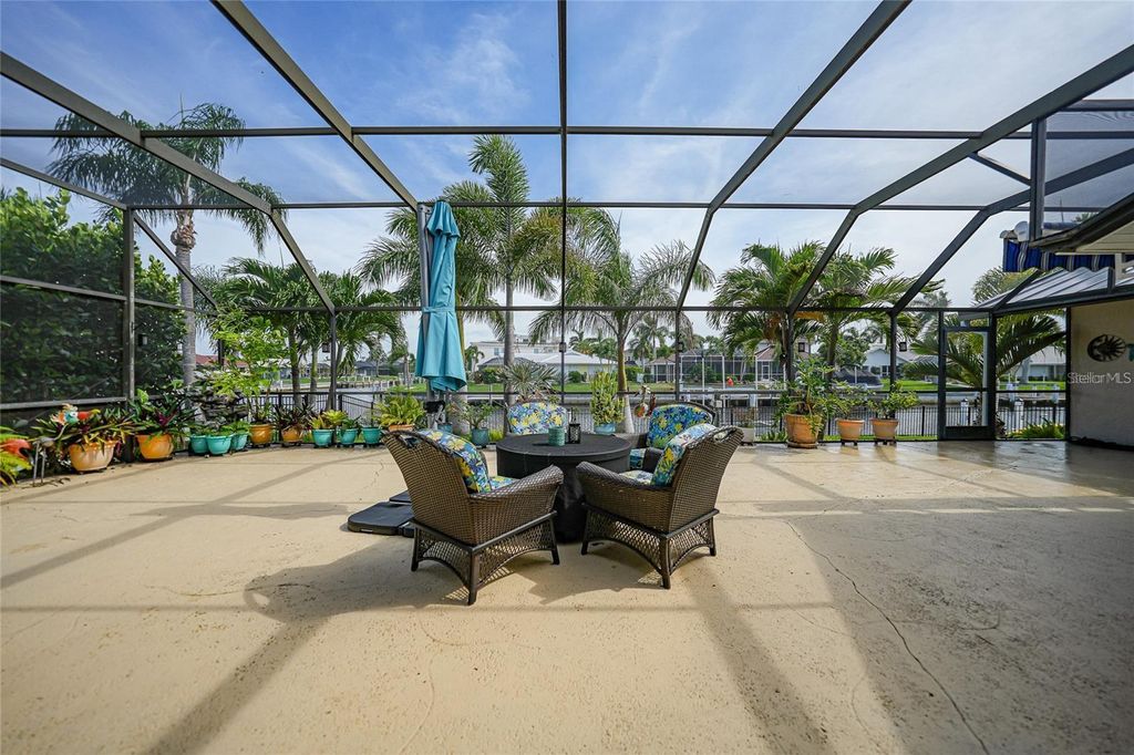 Photo of 822 Via Formia, Punta Gorda, FL 33950 (MLS # C7516126)