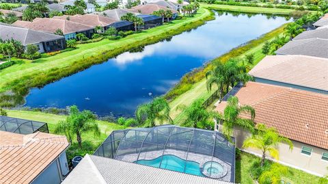 A home in WIMAUMA