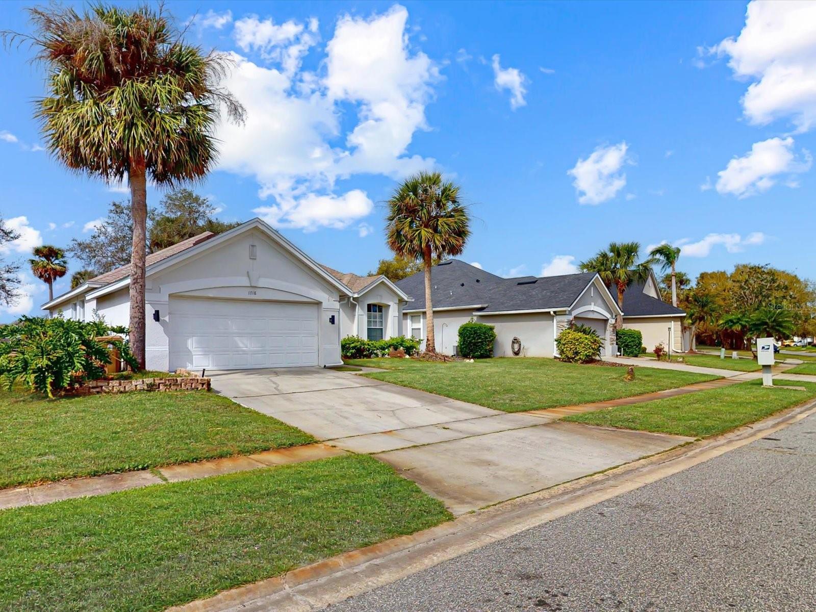 1718 GOLFVIEW DRIVE