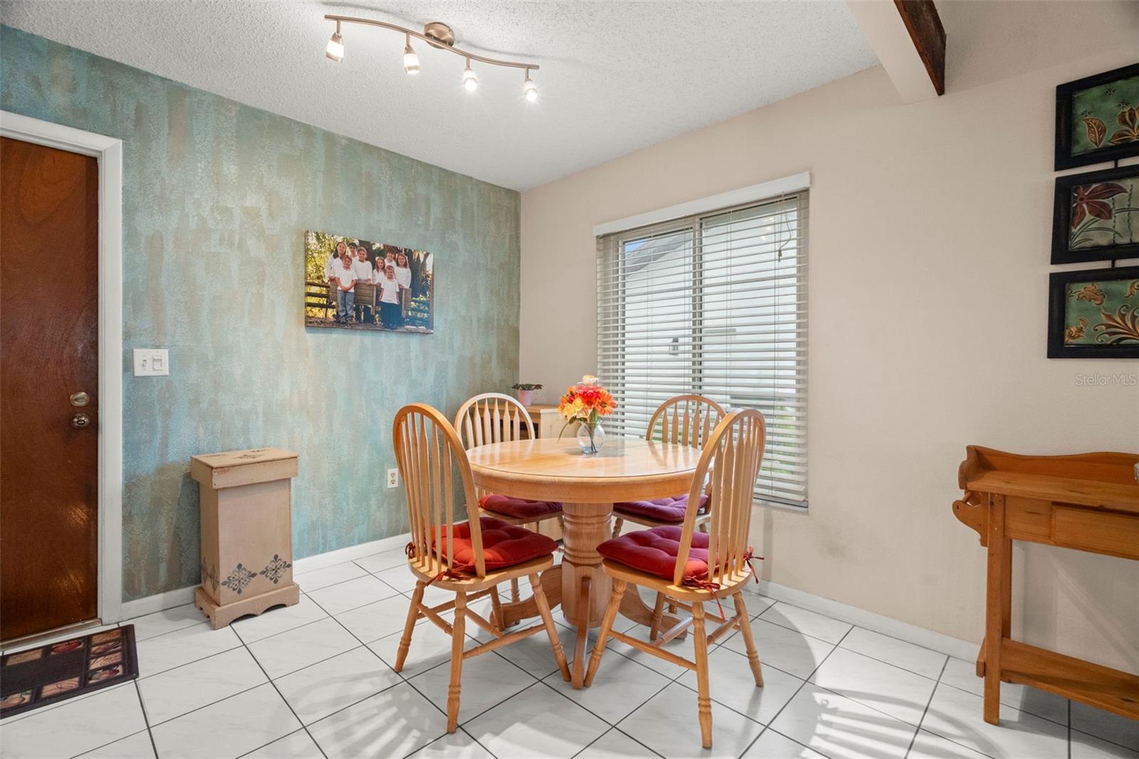 NORTH BAY HILLS - Residential