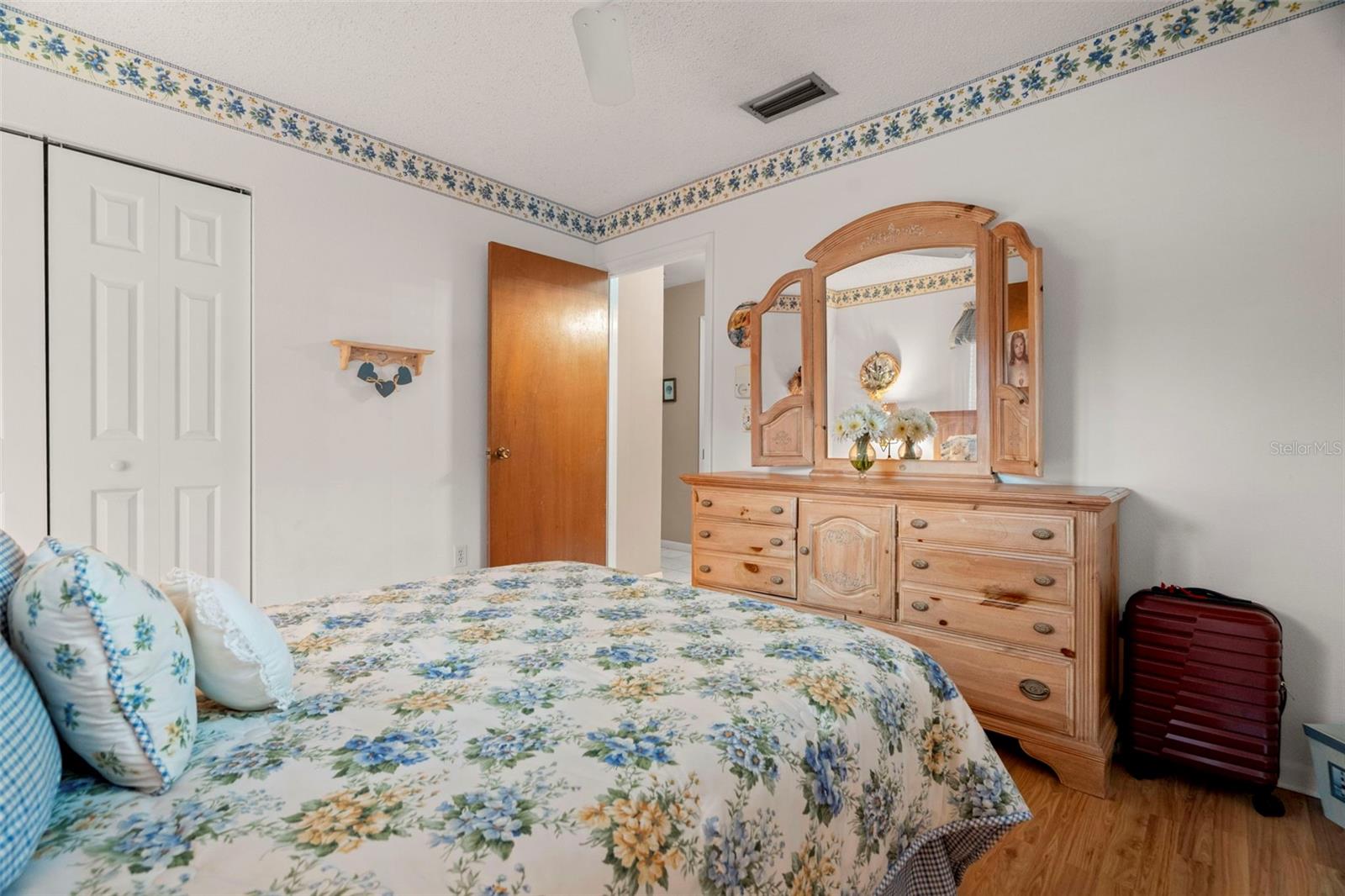 NORTH BAY HILLS - Residential