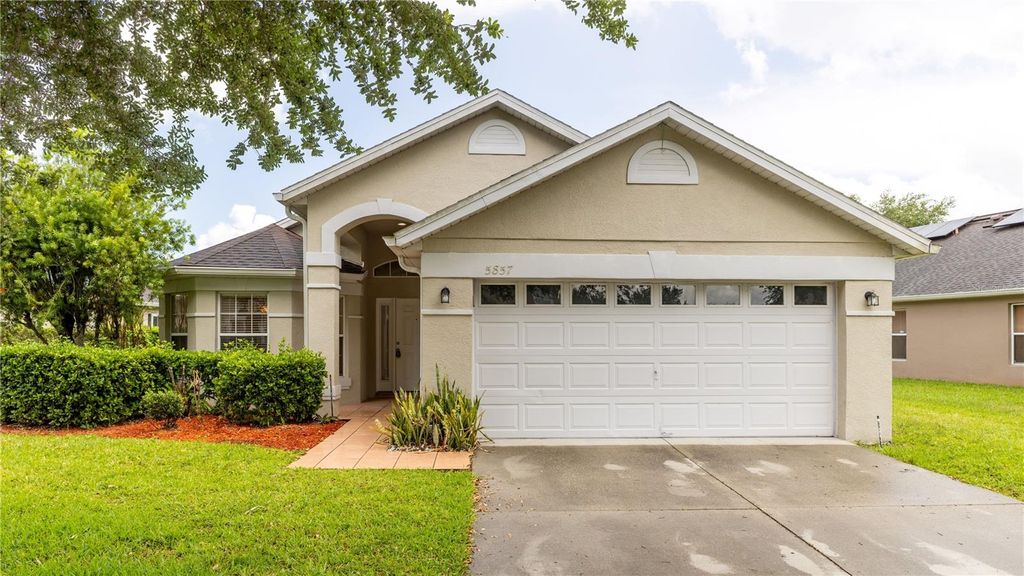 Photo of 5857 Lake Champlain Drive, Orlando, FL 32829 (MLS # O6409903)