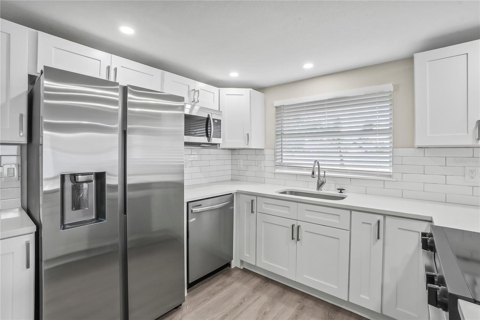 APOLLO BEACH UNIT TWO - Residential